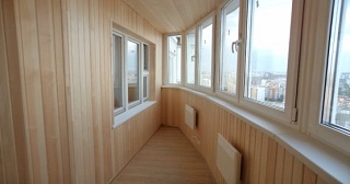 Отделка, остекление, утепление балконов в Усть-куте от 205 руб. м/2.